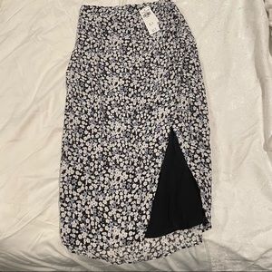 abercrombie & fitch flower skirt with cutout